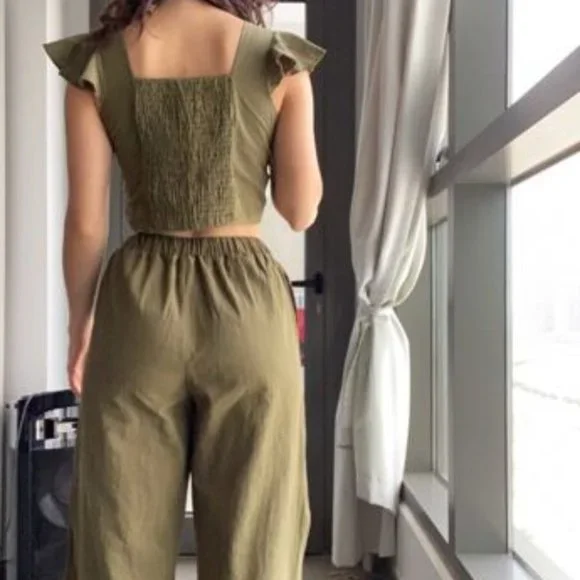OLIVE Ruffle Trim Twist Top With Pants - Picture 11 of 12
